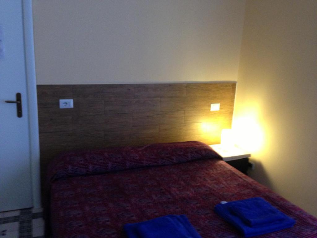 Ottimista Otel Roma Oda fotoğraf