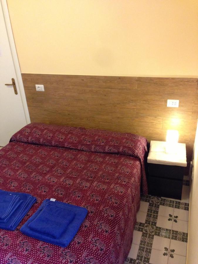Ottimista Otel Roma Oda fotoğraf